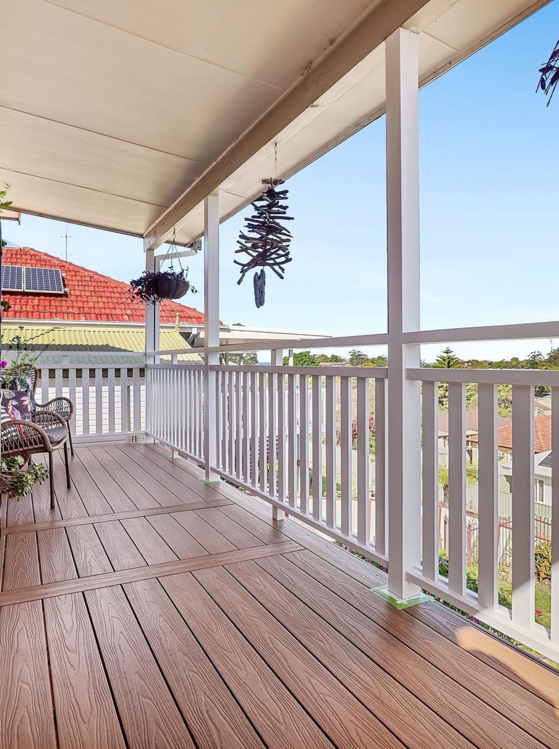 wpc deske nameščene na balkonu